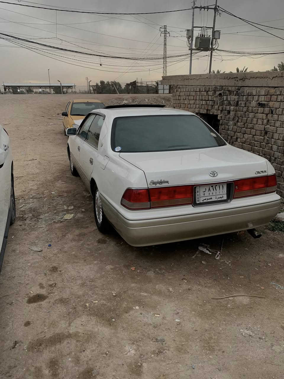 السلام عليكم راس الثور فلات محرك 3000 فيشتين تبريد ثلج جاهزه مكفوله أصوليات وكص ونقل دشبول جديد ايسر بلاد لايت زنون عالي وناصي 
اريد مراوس بسياره بطة مكفوله وجديده مراوس فقط ***********
