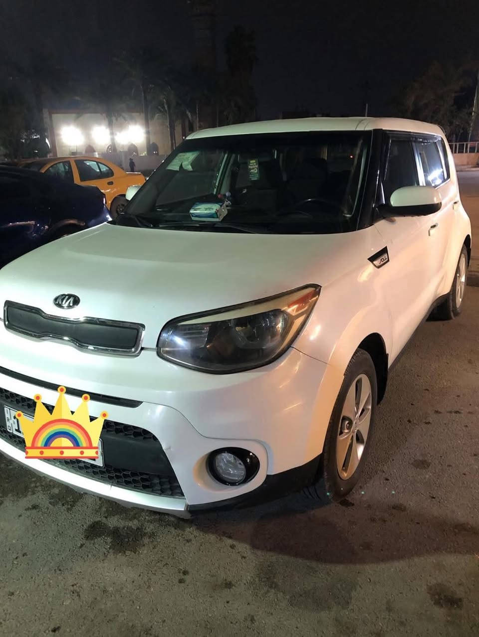 كيا صول 2016 وارد أمريكي صور الحادث بالمنشور مبدل بنيد ودعامية بلادي بدون صبغ يعني السيارة مابيها صبغ وبدون ايرباگ وبدون دواخل محرك 1600 gdi ماشية 72 رقم بغداد الجديد والسنوية بإسمي شخصياً لغاية 2030 بيها كامرات خلفية وأمامية والسيارة جاهزة من كل شي 100/100 سعرها 108 ورقة ومجالها بسيط جداً الشراي يتصل لا تراسل عالخاص لان مغلق للإتصال *********** مكاني بغداد الجديدة أو الزعفرانية
