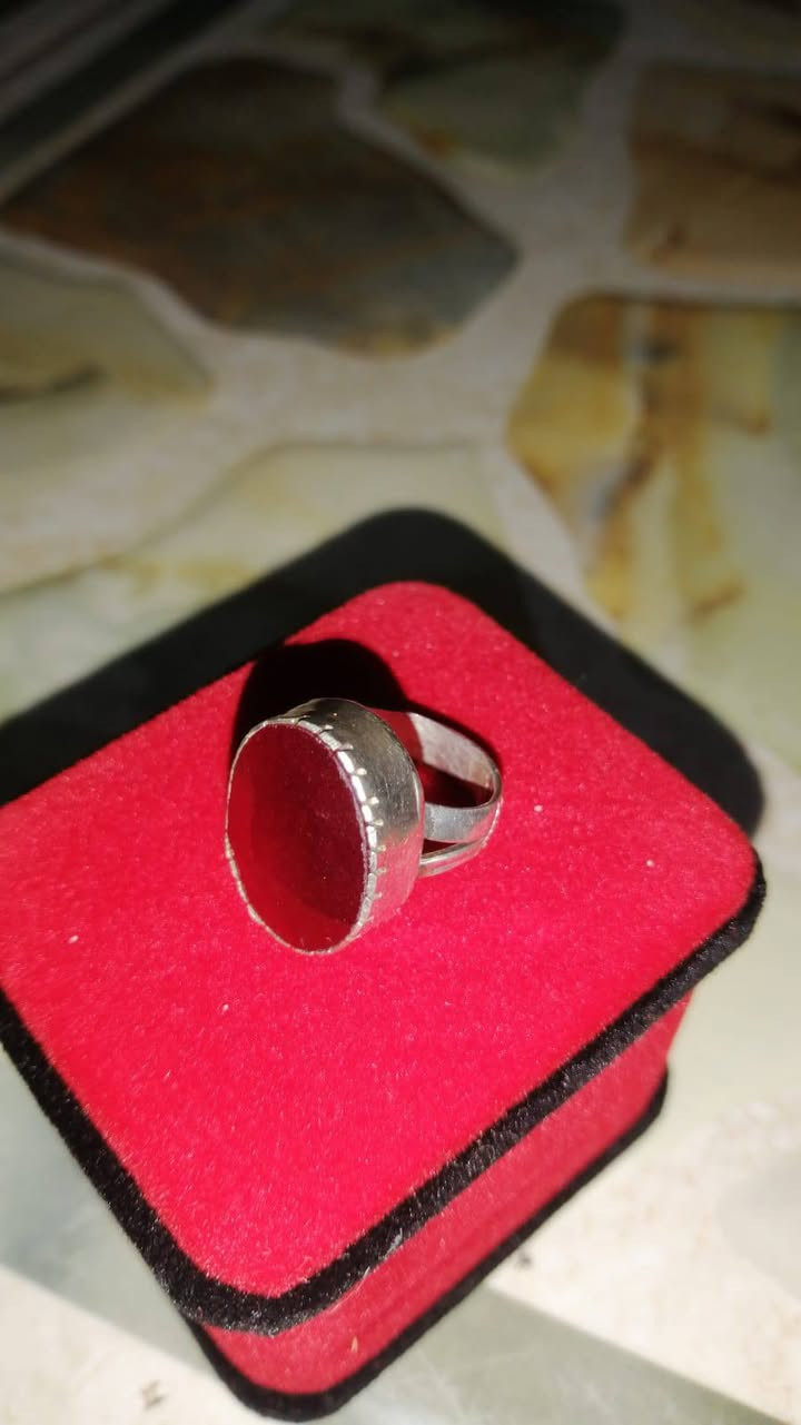 السلام عليكم عيوني للبيع شرف الشمس وياقوت ثنيهن 75 وبيهن مجال


**إذا كنت صاحب هذا الإعلان وتريد حذفه لأي سبب، رجاءا أرسل رسالة إلى الدعم الفني**