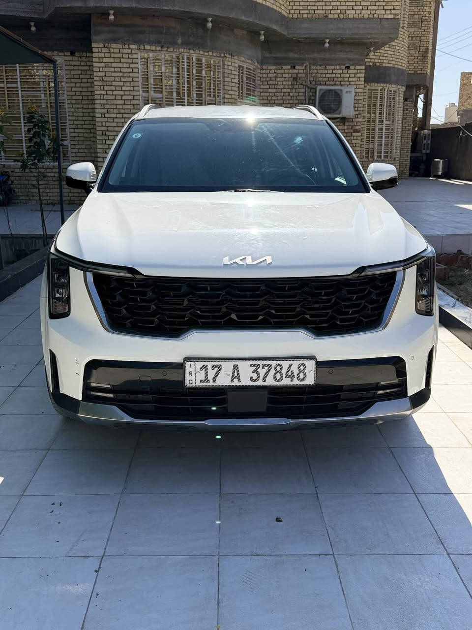 سورنتو
موديل 2024 
رقم مثنى 
خليجي 
ماشية 51 
السعر 300
***********
