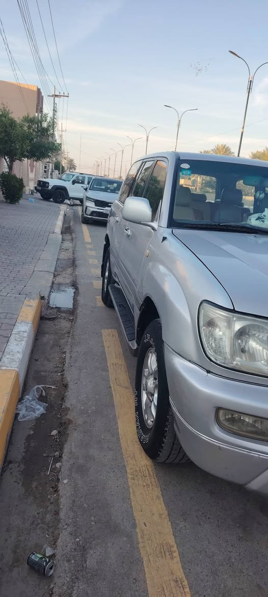 لاندكروز 2001 محدث 2007 رقم بغداد بسمي تحويل مباشر سونارهه مرفق  اثر جراد v6 4500 تانكيات 2 فول مواصفات تدفئة تبريد شغال حدادية نضيفة دوشمة نضيفة العنون ديالى شهربان السعر 145 وبيها مجال للشراي رقم الهاتف *********** مكلف ب النشر اتصال او وتساب
