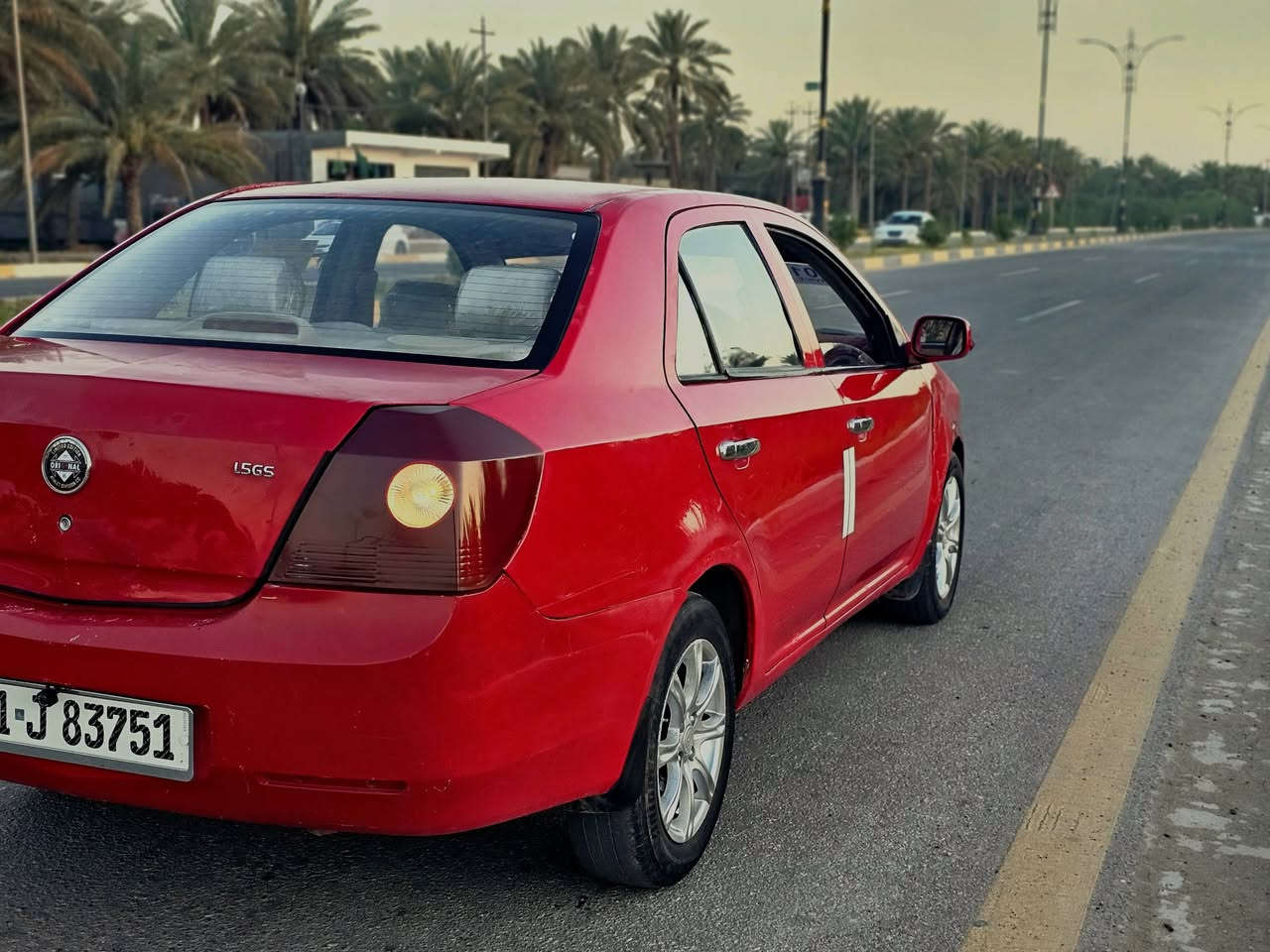 موديل ٢٠١١
رقم بغداد انكليزي تحويل مباشر 
كفاله عامه عدى دور الجاملغ وعندي بارد بالجاملغ الأيمن الامامي
تبريد ثلج 
محرك كورلا ابلاد شرط لوك ...كير وحداديه وتخم تاير وكهربائيات وداخل السياره بحاله الوكاله 
مكان السياره كربلاء السعر ٤١
***********
