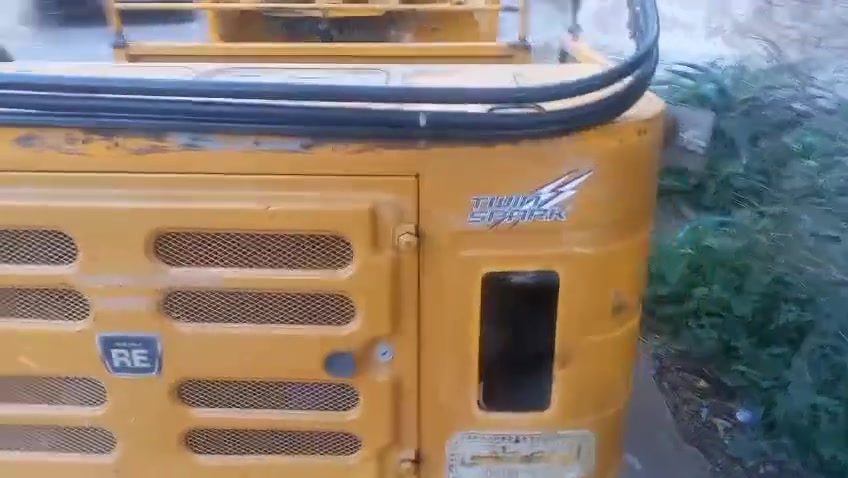 السلام عليكم تكتك ٢٠ رقم نكليزي بسمي تحويل ثاني يوم مكينه لا تنقيص ولا تبخير و مصبوغ عام الجماليه بدون ضربه  وهذ المقطع قبل لا اصبغه  السعر ٦٥٠٠ وبيهه مجال ***********
