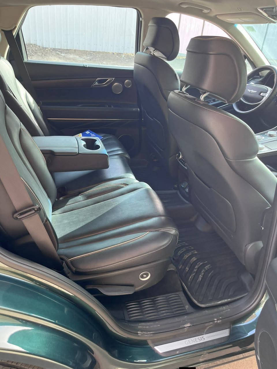 جينيسس GV80موديل 2023
فئة بريستيج
المحرك: 4 سلندر
المسافة المقطوعة: 25 ألف ميل
رقم بغداد باسم المالك
رقم الشاصي (VIN):
KMUHBDSB1PU118643
الحالة:
صبغ جهة اليسار فقط
بدون دواخل
الايرباغ سليم
السيارة بدون نقص
التصليح شغل جناي
لا يوجد بارْد بأي مكان
الدعاميات موجودة ونفس لون السيارة
المواصفات:
مواصفات بريستيج كاملة ومعروفة
الموقع: بغداد – السيدية

للاتصال:
***********
رقم الشاصي للتأكيد:
KMUHBDSB1PU118643
