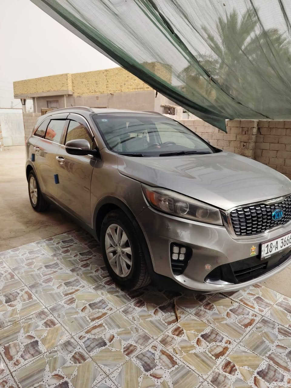 السلام عليكم
#للبيع كيا سورنتو 18 وارد امريكي
حادث بنيد وجاملغ 
السعر210 وبيها مجال
***********
