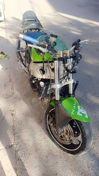 كاوسكي موديل ٢٠٠٢ محرك مكفول اسبانه ماممدود عليه نكره بكل وقت والباقي ...