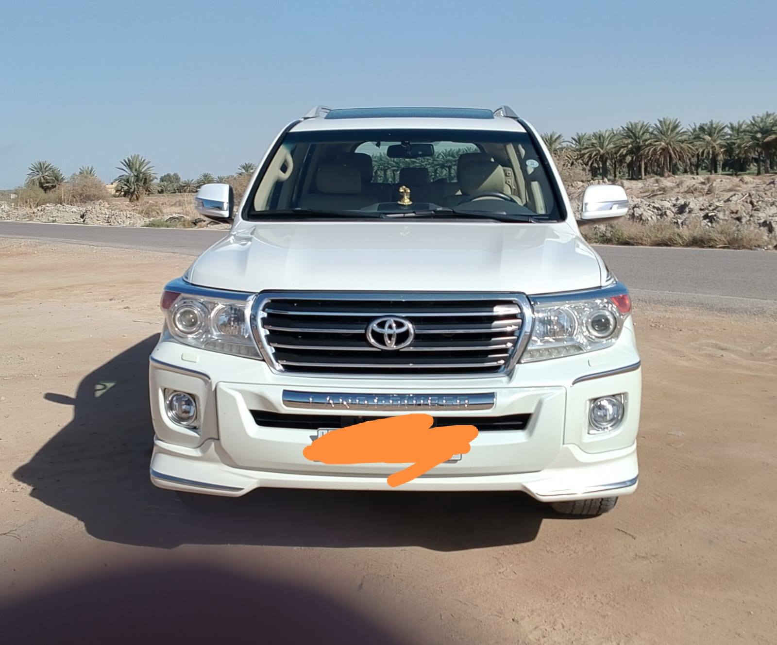 لاندكروز Gxr 
الموديل 2014 بريمي ام الطفاية اصل
6سلندر 
اربع قطع تبريد ثلاجة وسطية 
باسمي شخصيآ 
السياره كفالة عدا صبغ بالجاملغ اثر شخط 
رقم اربيل تحويل مباشر رقم ***********
