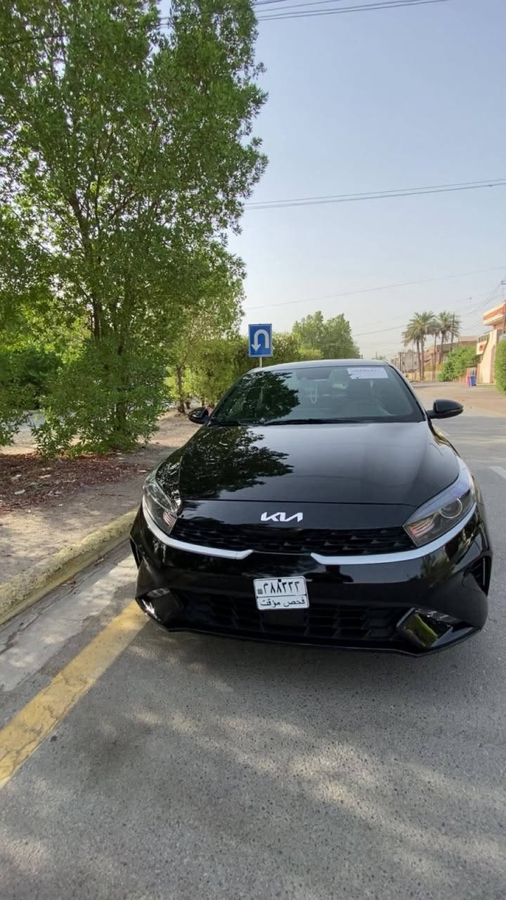 سلام عليكم .
KiA فورتي .  جي تي لاين
موديل 2024
لون اسود

فحص مؤقت تترقم بغداد

المواصفات . 

■ فول تحكم ستيرن . 
■ شاشه كبيره . 
■ كامره خلفيه . 
■ تحديد مسار . 
■ رادار امامي . 
■ تثبيت سرعه . 
■ ثلاث أنظمة قياده 
■ توقف ذاتي .  
■ السياره جاهزه من جميع النواحي 
بدون ايرباك
  
■حادث جاملغ وبنيد فقط بدون 
دواخل ولا شواصي
السعر 158
مكانها بغداد
للتواصل ***********
