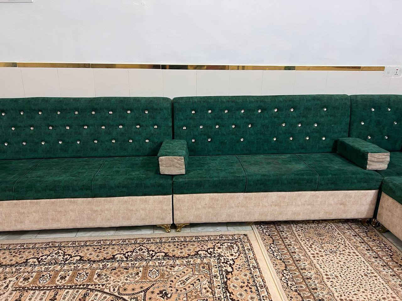 اربع قطع ديوان ٨امتار ، نجارة ،السعر ٤٠٠الف
العنوان واسط قضاء الحي


**إذا كنت صاحب هذا الإعلان وتريد حذفه لأي سبب، رجاءا أرسل رسالة إلى الدعم الفني**