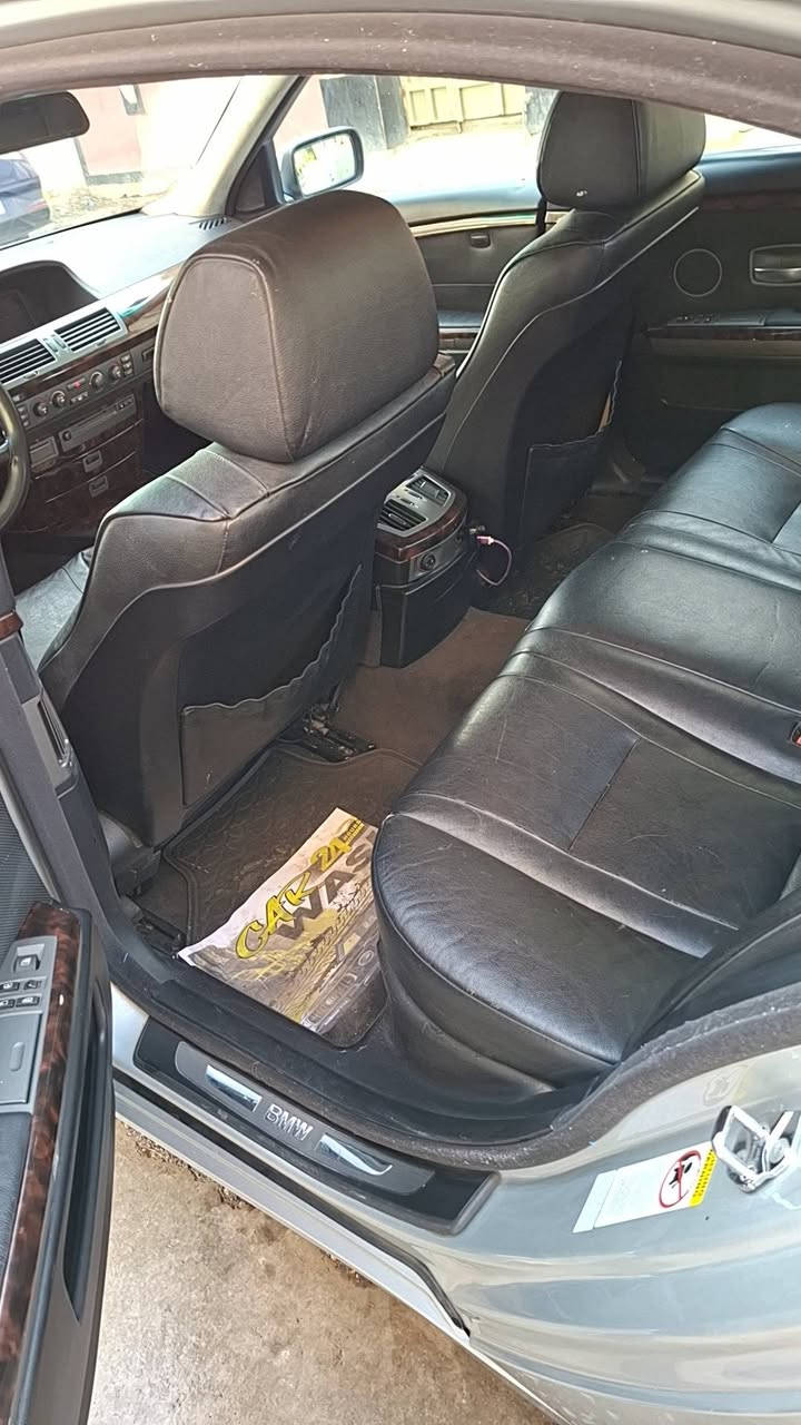 السلام عليكم للبيع موديل 2002
745i
ماشية ٢٣٠
باب قصير
سيارة ابلادية بدون صبغ بدون حادث 
وارد يابان 

كير مكينة مكفولات

صدر امامي خلفي تخم تاير كلة جديد 

سيارة مابيهة اي نقص 
فول موصفات 

السعر ١٢٥ ورقة وبيهة مجال 

فقط بيع 
مكان بغداد 

***********
