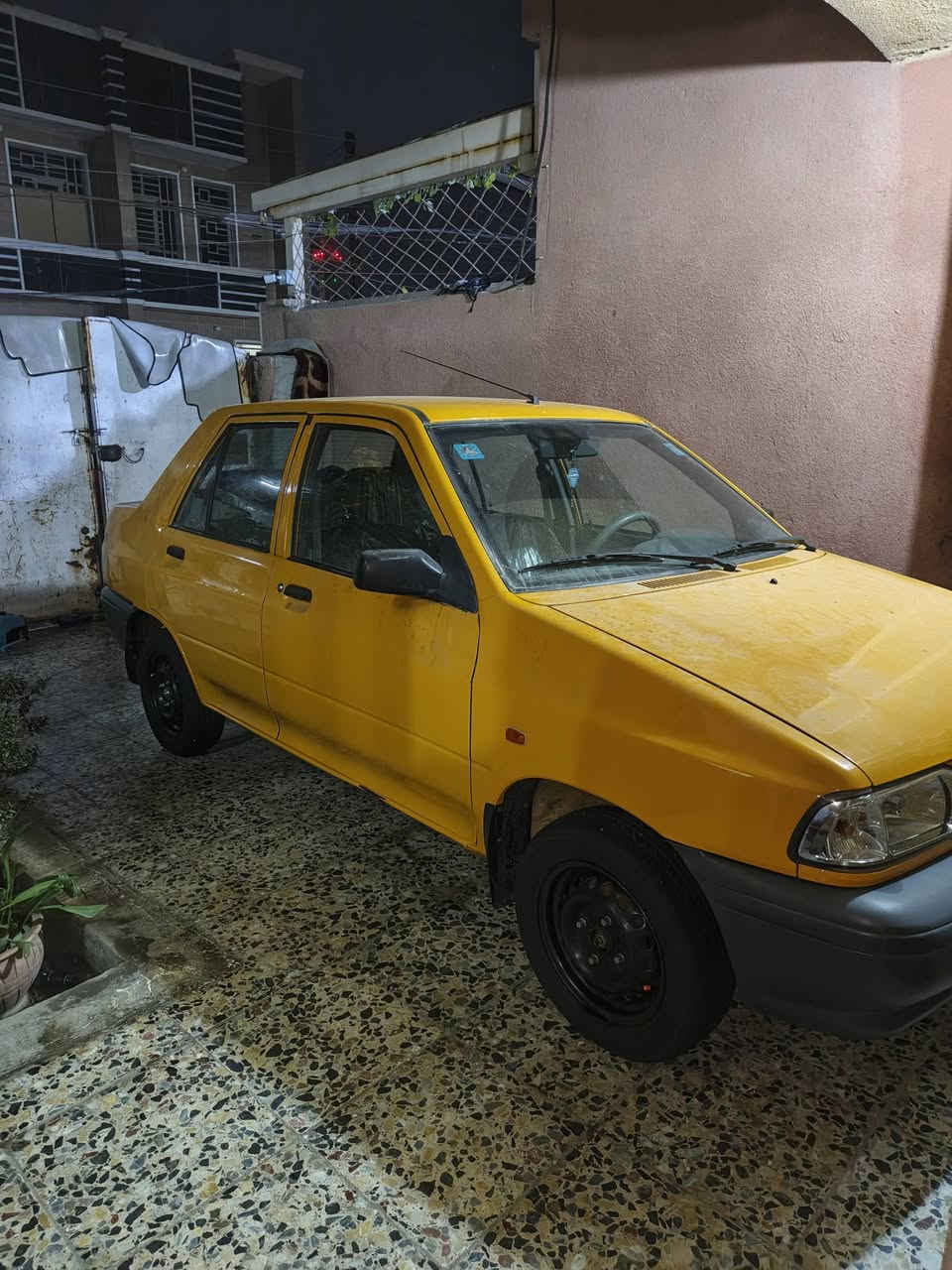 السلام عليكم سايبة2024 ماشية 28الف حقيقي مكفولة من الصبغ والتبديل ماعدا بارد شبر بلدوسة بدون صبغ ورصعتين باب السايق سبير منازل وعدة ممستخدمة جديدة ومنضومة غاز كير مكينة صدر كلة وضع شركه سيارة جديدة  السعر 73 و بيهة مجال مكاني بغداد الشعب شارع الصحه للاستفسار ***********
