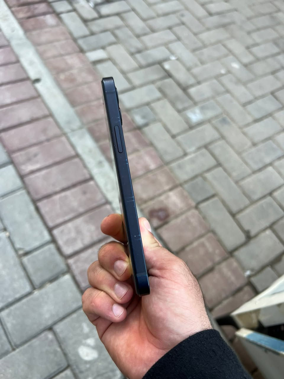 iphone 12     ( دووسیم    ZA/A ) 128 Gb
فەیز ئایدی مەزبوت🆔

پاتری  🔋100 %

خەلیجی کارتۆنی لەگەڵە 

بەزەمان شتی جوان
تەنها پاتریو شاشە گۆڕاوە بە 
شتی زۆر باش
گەیاندن بەردەستە
***********
