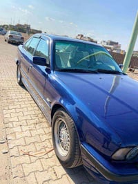 بي إم 525 • رقم نجف • محرك وجير جدد