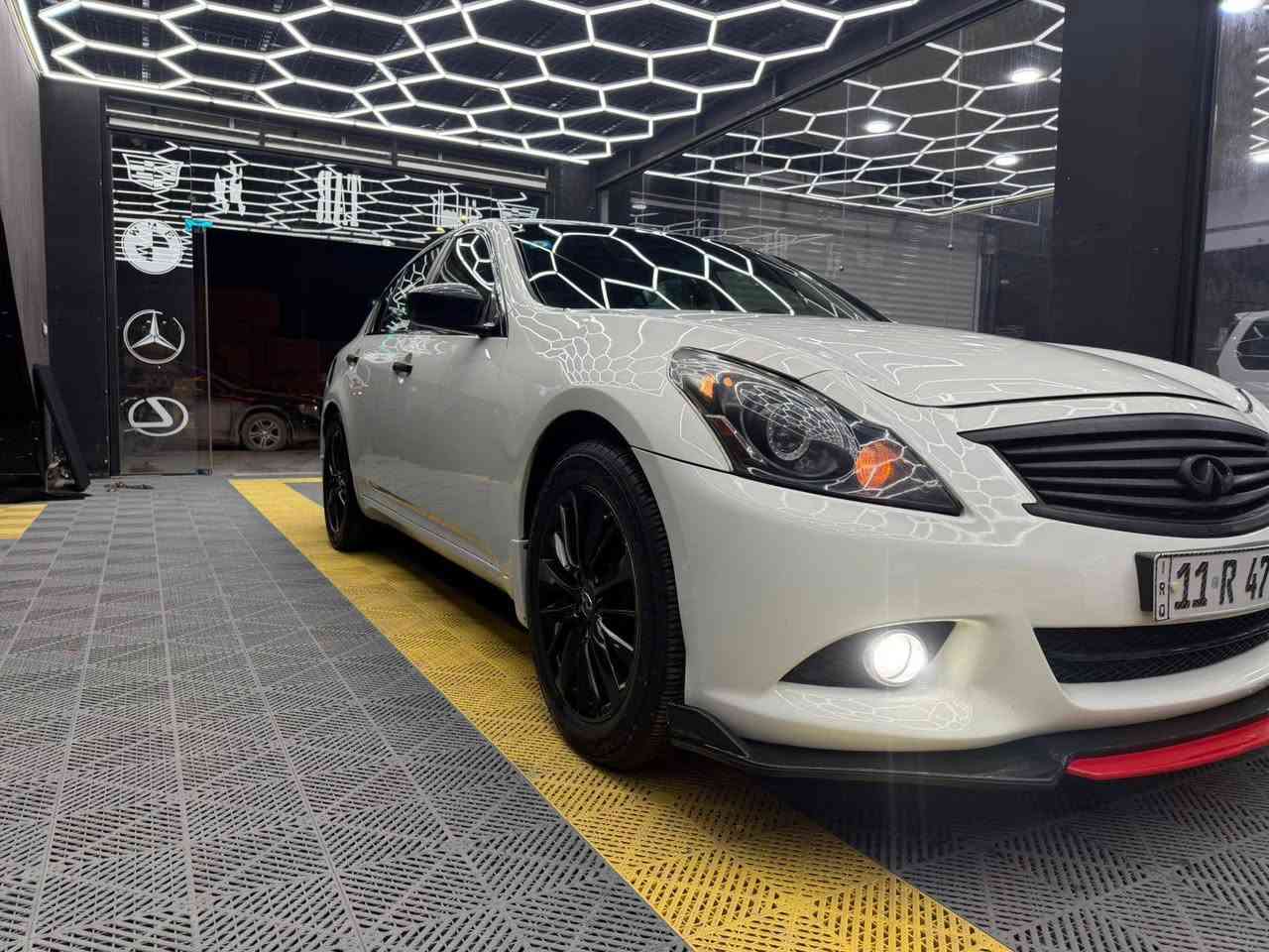 للبيع G37 S  انفنتي موديل 2011 ✅

سعرها ادخل ع رابط https://t.me/carssofiraq/16106

ماشية 207 الف كم
السيارة غنية عن التعريف 
محرك تنفس طبيعي 3.7 
كامرة خلفية
رادار خلفي 
كشنات جلد S لون احمر 
السيارة فول مواصفات 1/1 
سلايد روف تحكم ستيرن
لايت عدسات جديدة كلفني ٤٠٠ الف
سيستم صوت Boss
السيارة متعوب عليها و معتني بيها
 مكفولة من صبغ والميكانيك
 مكفولة عدا الدعامية صبغ للجمالية 
السيارة غرق ومبدلة الكهربائيات والعقول والضفاير من الدعامية للدعامية حته ضفاير الابواب مبدلة
السيارة عليها تخم تاير وتبريد ١٠٠٪؜  
رقم وسنوية وهزة جديدة تحويل
مباشر ثاني يوم مشروع وطني بغداد 
تواصل واتساب  / ***********
او الاتصال عالرقم / ***********
.
.

انضم لأكبر قناة تليكرام في العراق لبيع وشراء السيارات ونشر إعلانات الـ VIP الخاصة بكم. انضموا إلى القناة عبر الرابط 👇
https://t.me/carssofiraq
