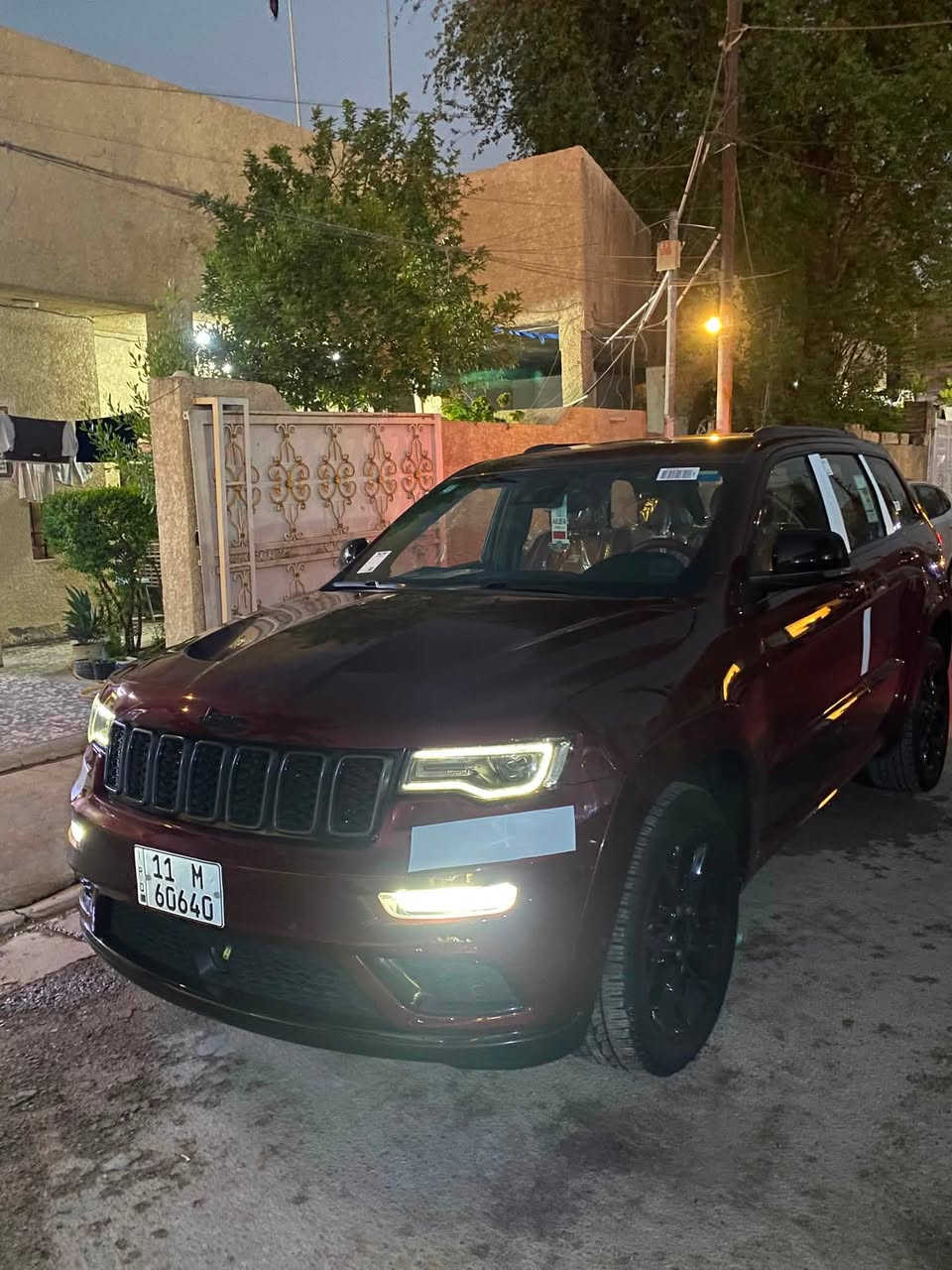 جيب فئة:    S
موديل:  2022
مكينة:     V6 3.6
خليجي وكالة هارلم 
سيارة نظيفة جدا ع وضعية الشركة
والسيارة عليها ادامة كامله من كل النواحي في الشركة

مكفوله كفاله عامه من كلشي 

مغلفة بي بي اف بالكامل حماية

المواصفــات :
بانورامـــا
رادار امامي
رادار جانبـي نقطة عميـاء رادار خلفـي
كشن حار  
كشنات جلد احمر
ستيرن هيتـر + كهرباء
نظام توقف اوتـو ستوب
حساسـات امامي خلفي
صندوك كهربائـي
سماعات سستم صـوت
دمام بالصنـدوك
بصمة و تشغيل عن بعـد
كيج الكترونـي
نظام متعدد اوتو للطرق
مري قلاب وشفط
ماشية46

سعر 332 

عنوان بغداد حي الجهاد

للاستفسار ***********
