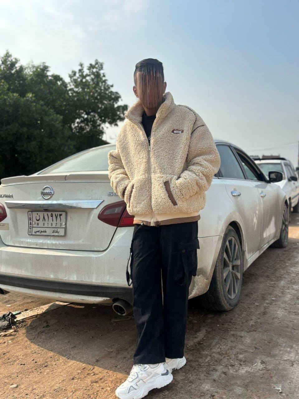 نيسان التيما موديل ١٨ وارد أمريكي ضرر تخريبي /رقم بغداد /مكانه السياره ميسان العماره *********** /السعر ٩٥
