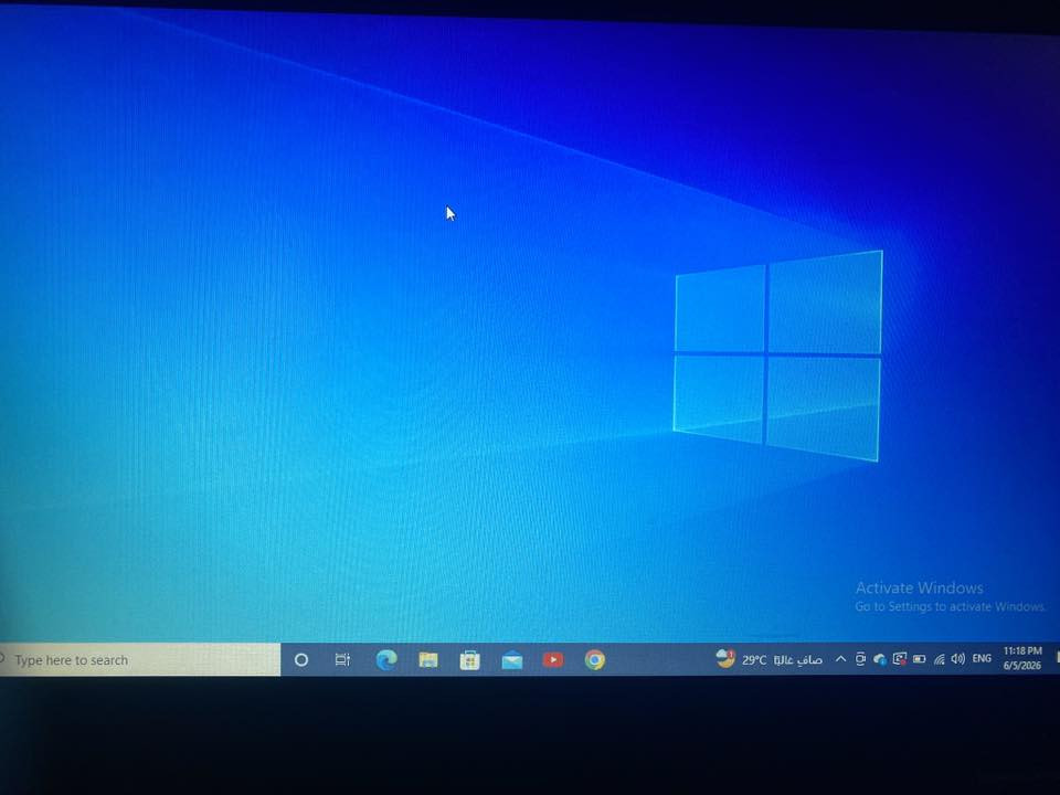 السلام عليكم 
لابتوب Dell 
مرتبة وشغاله موصفاتها بالصور كل شي موضح 
يرادلها تنشيط وندوز وحته ذا ما تنشطه شغاله هم 
بيها رصعات خارجية واضحة مامثره عليها 
والانترنت مالها عبر قطعه صغيره تجي بلUSB موجوده وياها والنت مالها فد شي 
بطاريه تطول فوك الساعتين وياها شاحنه و ماوس 
مراوس ب ايباد ٩ وفوك او اي تلفون شعندك اعرض 
مكاني بغداد


**إذا كنت صاحب هذا الإعلان وتريد حذفه لأي سبب، رجاءا أرسل رسالة إلى الدعم الفني**