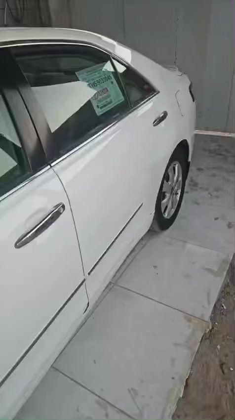 السلام عليكم
بيع او مراوس حسب القناعه كامري ٢٠٠٩ خليجيه فول فئة GLX اعلى مواصفات رقم مميز 1122 مكانه البصره السعر ١٣٠ وبيه مجال رقم الهاتف *********** ابو رضا
