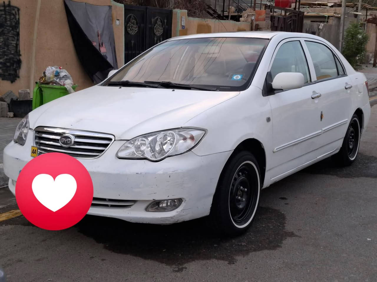 السلام عليكم
BYD.f3
السياره حلوه شوفت عينك.
بيه الجملخ الخلفي اليسر.
ولباقي كفله.
كير عادي. 
تخم تايرات جديد.
زوج مازدات وبك ليت جديد.
السعر40وبيه مجال.
المكان سماوه
الرقم:***********
