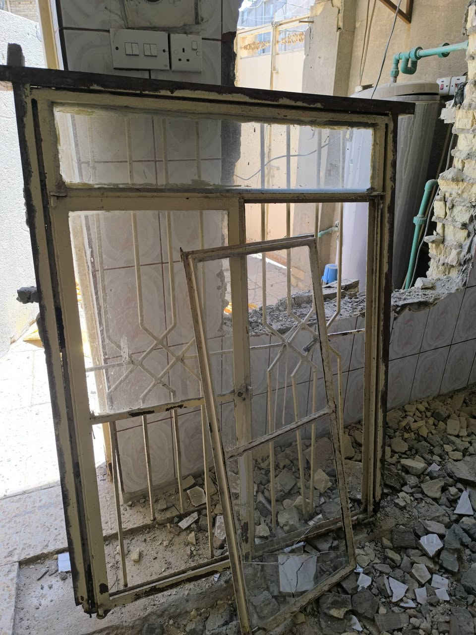 شبابيك للبيع ثقيل مالات گبل السعر خاص ***********
