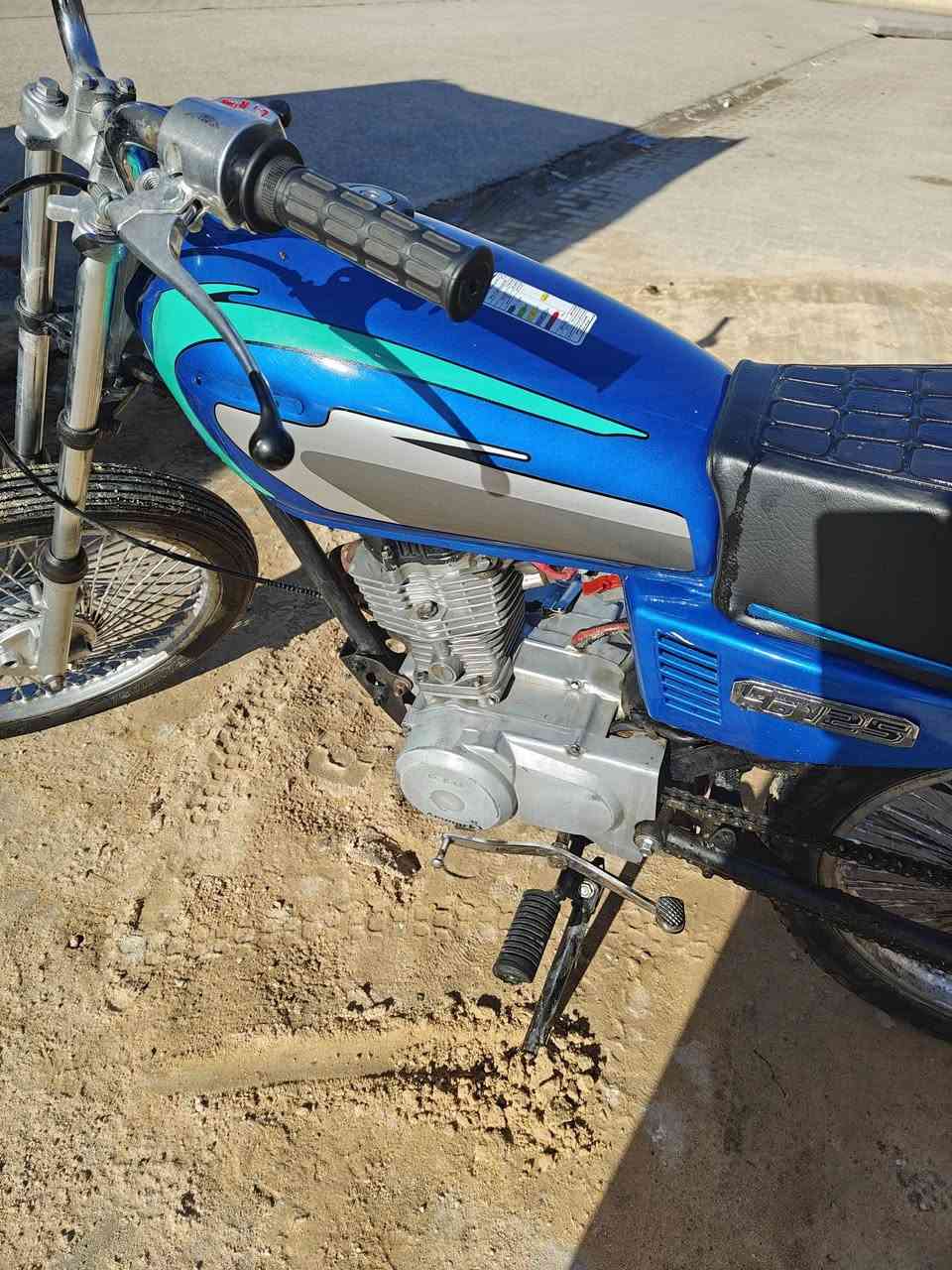 للبيع اربعه كير اوراقها ضايعه بس ابيع كلك 2020 السعر 250 وبيها مجال *********** مكاني نجف
