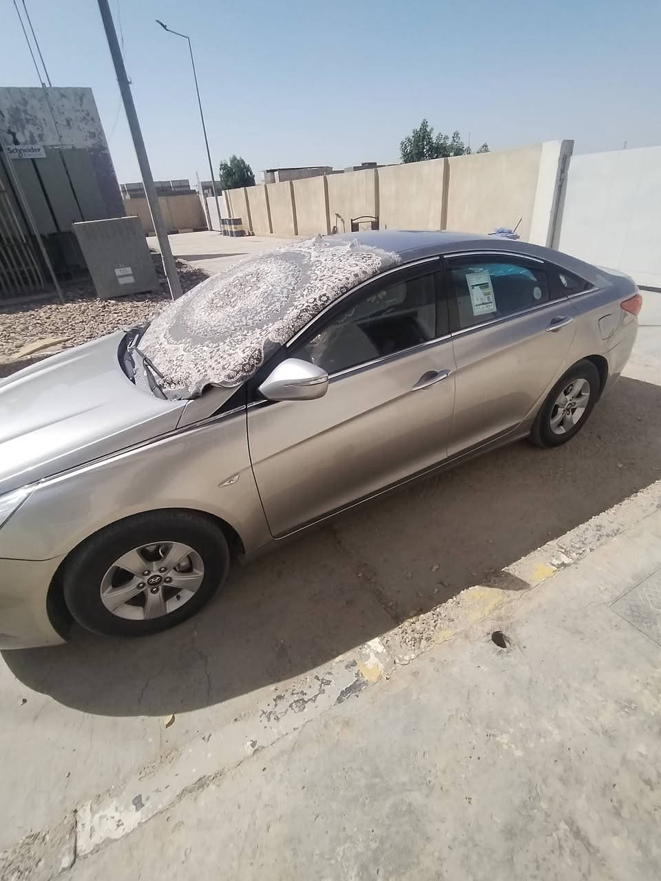 السعر 105
سوناتا مديل 13 كوري سياره كلش نظيف وجاهزه كل نقص ما بيها غير مكفول من الصبغ
مكفول من الضربه القويه والكصه والكلبه والتجوه والغود وشواصي مكينه كير تبريد حداده كله جاهز  اما الصبغ غير مكفول بيها طخات ومعمرات ومصبوغات سياره حلوه وجاهزه ابيع شرط التحويل رقم بصره مكاني بصره شط العرب
***********
