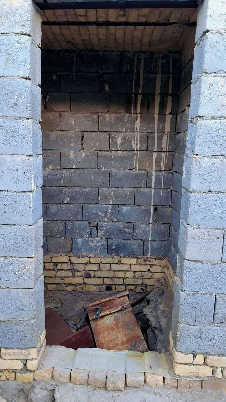 بيت مساحه 100 حي المهندسين خلف لمنتزه  وجه 5 ونزال 20 سعر 10 ملاين ‏‪***********‬‏
