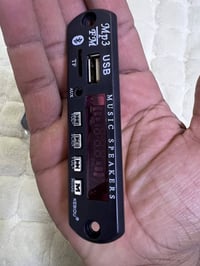 إكسسوارات إلكترونية • كمية متوفرة