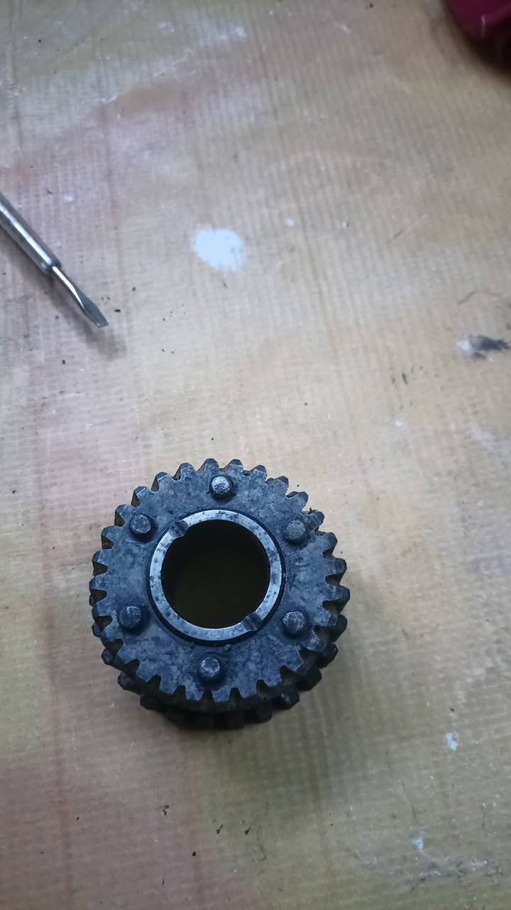 عندي دشلي بطناش  جديد غير مستخدم  اصلي الماني تكه وحد السعر 50 تواصل وتساب ***********
