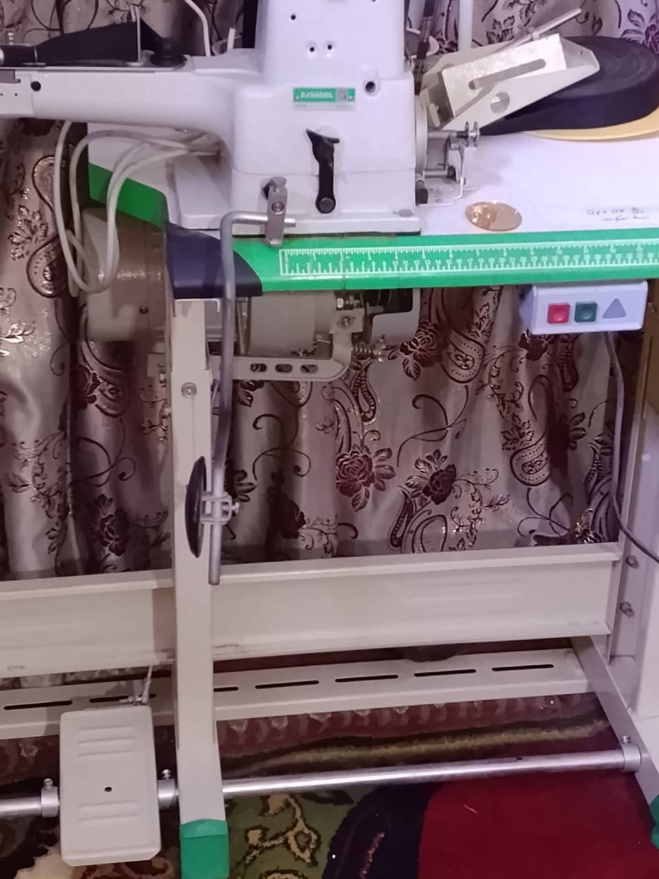 مكينه صناعي للبيع غير مستعمله فقط كد جربناها تخيط جميع الاقمشه ( جلد - جنط - احزمه - جميع انواع سفيفة الاقمشه ) والخ...... 

ماخذها ب 1.400 وسعرها قفل مليون 

 ⚠️ فقط شراي يتواصل


**إذا كنت صاحب هذا الإعلان وتريد حذفه لأي سبب، رجاءا أرسل رسالة إلى الدعم الفني**