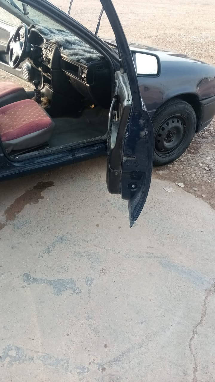 اوبل فيكترا ٩٢ رقم بغداد نظيفه وجاهزه فول محرك16 كير  بشرط
دوشمه تغليف الارضيه مالت جناي السعر٣٥ ورقه وبيها مجال بسيط
  مكان السياره ديالى الخالص 
***********  #مكلف_بلنشر
