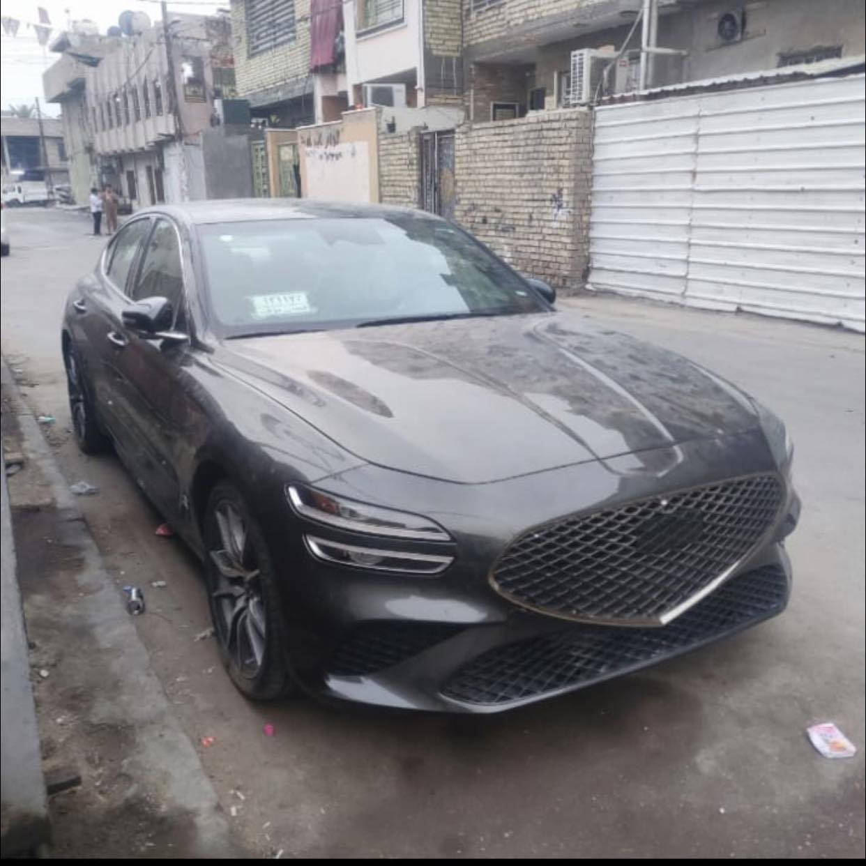 سلام عليكم شباب جنيس موديل ٢٠٢٣ حجم المكينه ٢٠٠٠ تيربو الحادث جاملغ وبنيد ثنينهم بارد وايرباك ستيرن فقط سعرها ٢٢٠ ويها مجال قليل شراي يتصل ‪  0770 253 3856‬
