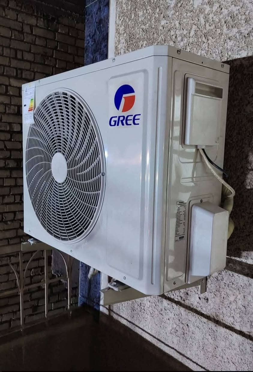 صيانه كافه اجهزه التبريد داخل الناصريه شد سبالت ٣٥ غسل ٢٥فتح وشد ٥٠ شغلته درجه اولى شرط الضمان العوائل المتعففة نشتغل اله ابلاش نقل سبالت علينه كهربا ما نحتاج ويانه اتصال او واتساب فقط ***********
