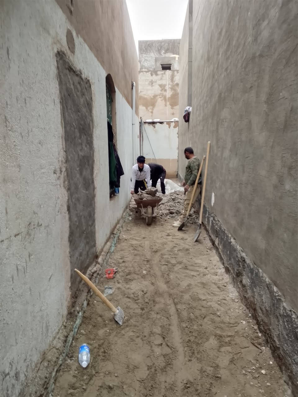 سلام عليكم  /  يوجد كادر عمل جاهز /  تصعيد مواد /  تنضيف بيوت /  تفليش /  تكشيط /  دفن نهري /  شقلنه ليل ونهار /  ومعداتنه جاهزه  ومالك دخل بكلشي تأخذ شقل جاهز مني سلمني شقل وتأخذ شقل جاهز / ماعليك بس تصال على رقم /// ***********
