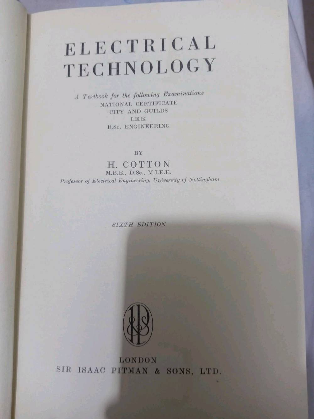 التقنيات الكهربائية
كوتون
السعر ١٠
يوجد توصيل لكل انحاء العراق
*********** 