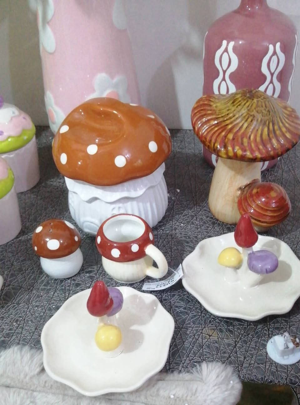 عندي بيج لبيع التحفيات الي تريد الحجز تعلق واني اتواصل وياج
#

 أشكال التحفيات صحون شكردانات مكات وبأسعار مناسبه
توصيل جميع المحافظات ٥ الف فقط


**إذا كنت صاحب هذا الإعلان وتريد حذفه لأي سبب، رجاءا أرسل رسالة إلى الدعم الفني**