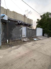 القاسم قرب المستشفى • ٢٠٠م • بناء حديث