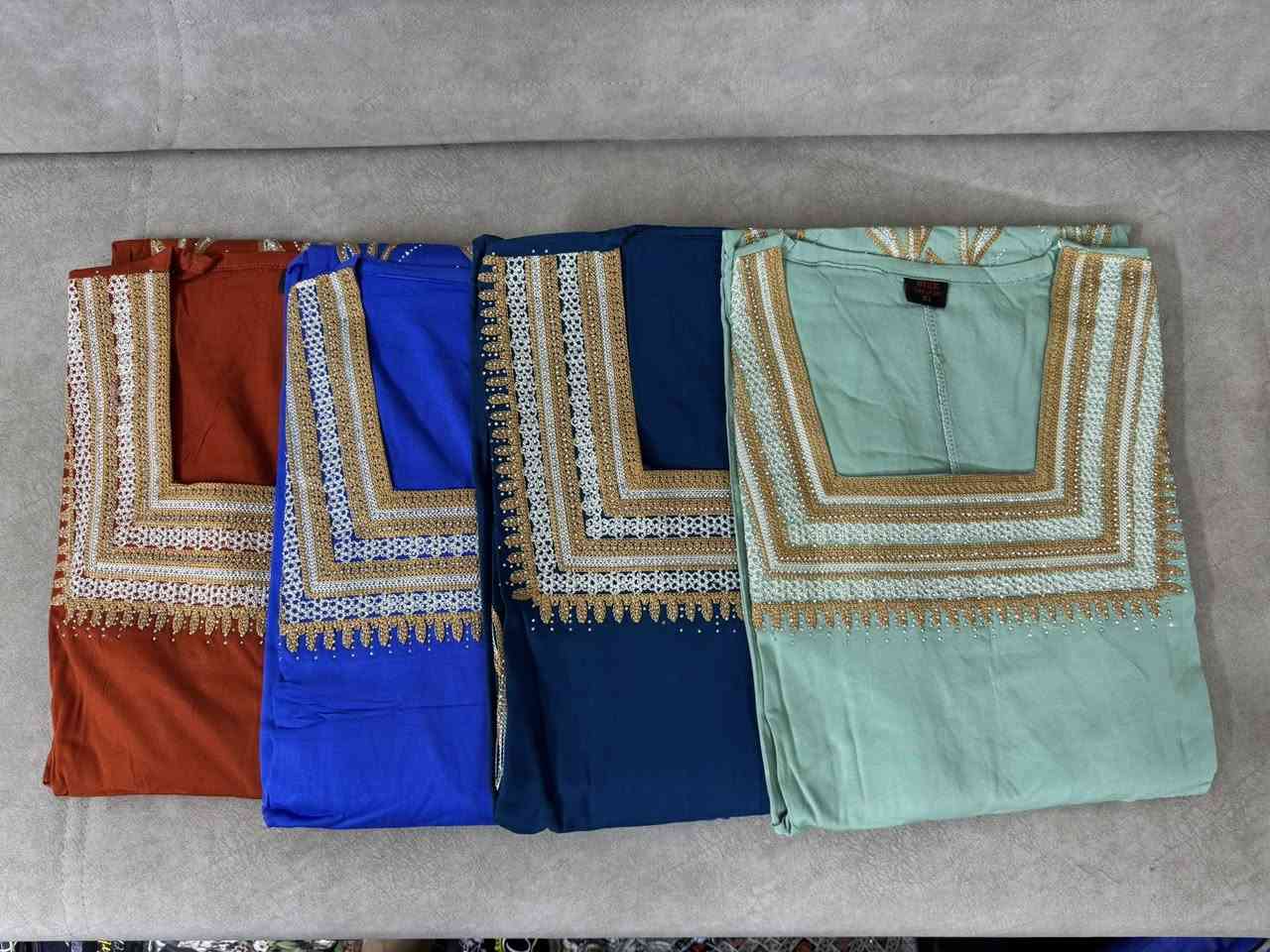 🔥 توفر الآن دشاديش خامة درجة أولى 🔥
جودة عالية وخياطة مرتّبة تلبّي الذوق الراقي 👌

👕 ألوان متعددة تناسب كل الأذواق
📏 قياسات مختلفة لجميع الأحجام

🎁 مع كل طلب هدية مميّزة
🚚 التوصيل 3000 دينار فقط لبغداد والمحافظات
🛍️ البيع جملة ومفرد

📌 ملاحظة مهمّة:
يرجى فحص الخامة والقياس بحضور المندوب قبل دفع قيمة الطلب لضمان رضاكم التام.

📩 للحجز والاستفسار راسلونا على الخاص 

اهلاً وسهلاً بكم


**إذا كنت صاحب هذا الإعلان وتريد حذفه لأي سبب، رجاءا أرسل رسالة إلى الدعم الفني**