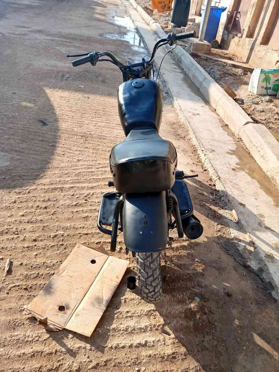 سلام عليكم ورحمة الله وبركاته دايوان اوباما مديل 15 اصوليه اوراقها جدد مكينتها تخبل ناااعمه مكاني زين القوس ***********
