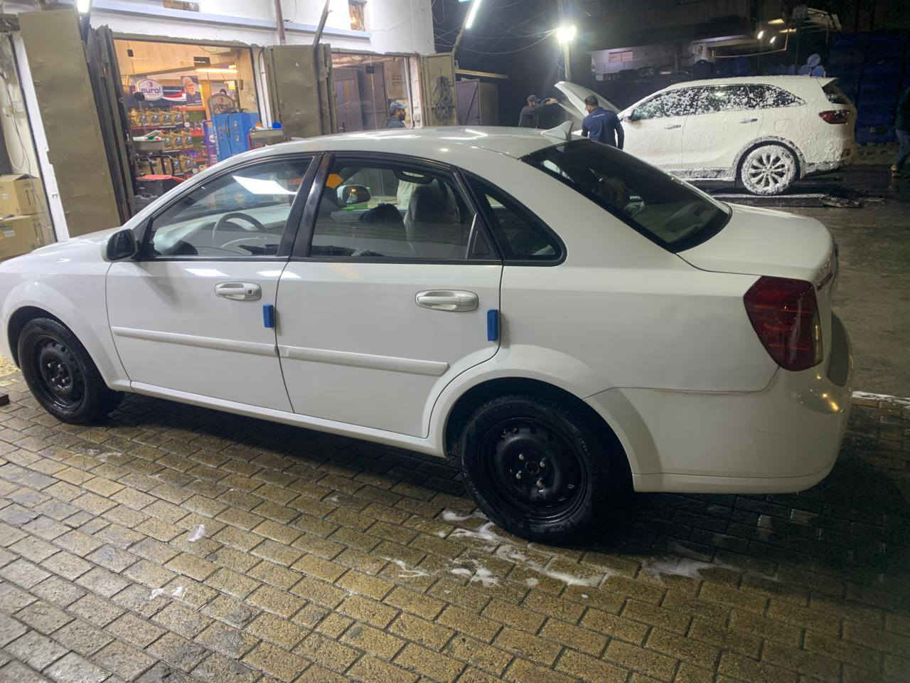 اوبترا موديل 2011 بابل رقم انكليزي هزه جديدة باسمي تحويل مرور بغداد
المحرك والكير مكفول
صدرامامي جديد اصلي
صدر خلفي جديد اصلي
تبريد شركة تدفئة شغاله
طقم اطارات جديد انتاج 2025
مكفوله من الصبغ عدى شبر تحت التريشة باب السايق .. ضرر بالدوسه لم يصلح مسافه 10سم  السعر 85     ***********   ***********
