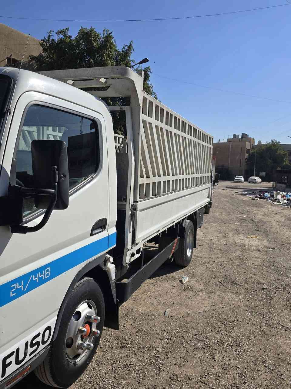 السلام عليكم كنتر محسن للبيع موديل ٢٠١٨ رقم بغداد مميز بسمي السيارة مكفولة كفالة عامة عدا بارد كد شبر باب السايق فوق الدوسة شاصي كفالة مكينة ابلاد بيهة تبخير العنوان بغداد الزعفرانية اني مكلف بنشر اتصل ع رقم راعيهة *********** اسيا 
*********** اثير واتساب
