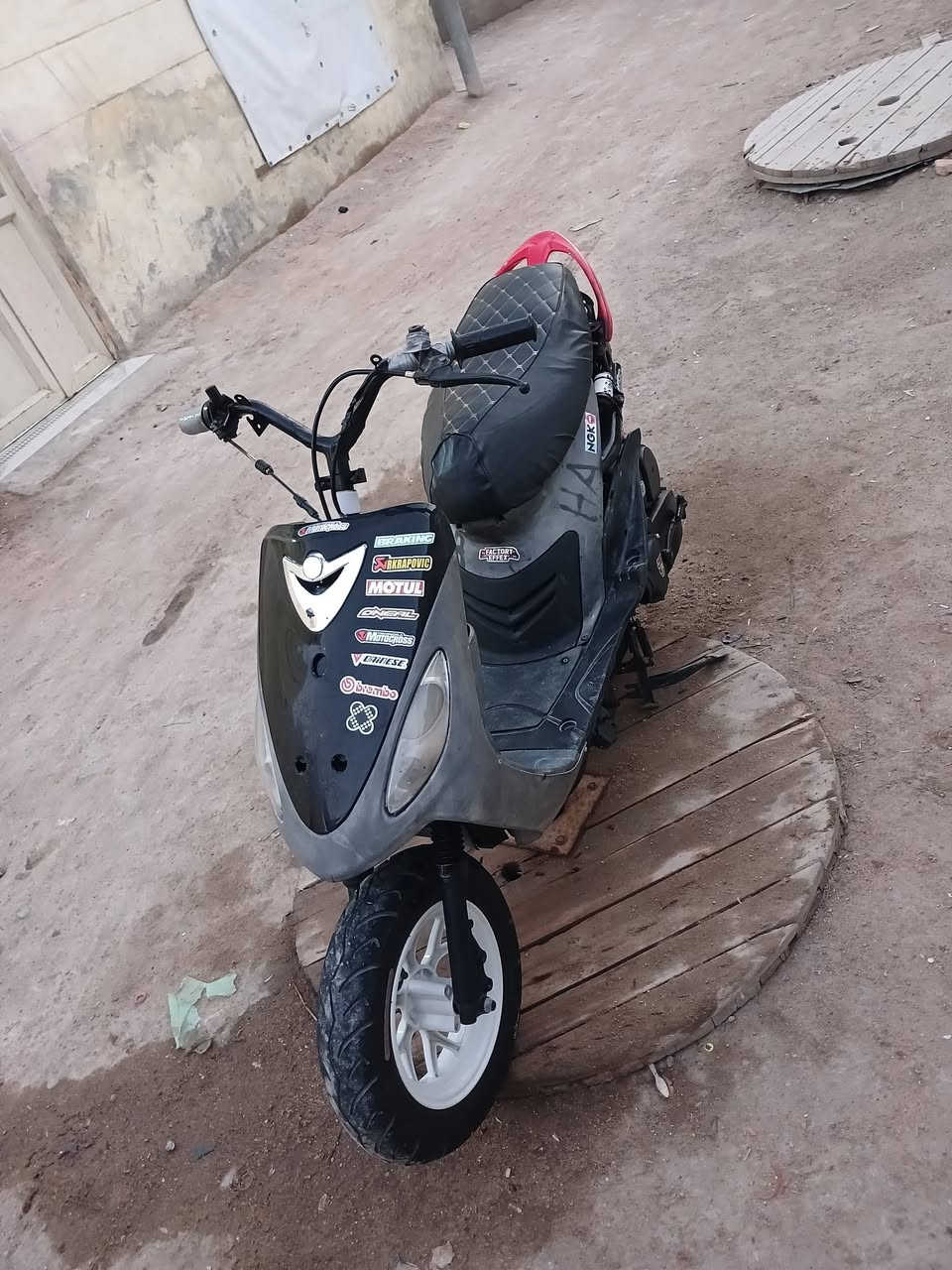 سلام عليكم دراجه قجمه دراجه محربه مال لعب شلعه ومعدل خير من الله نكره سلف وهندر سعر 450وبيه مجال مكاني جزيره شط العرب  ***********
