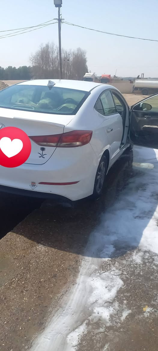 النترا 17 رقم قادسيه  السياره بيها قطعتين بنيد وجاملغ بدون. دواخل 
محرك 2000
مكان السياره البصره 
باسمي تحويل 

السعر 125 وبيها مجال اتصال فقط ***********
