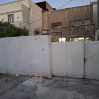 بيت للبيع منطقة الكرادة خلف سيد ادريس المساحة ٢٢٤م  الواجهة ٨ للاستفسا...