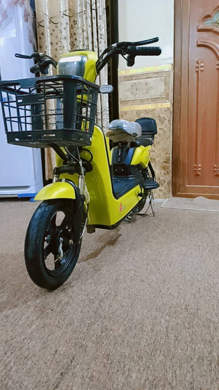 السلام عليكم شباب دراجه شحن اللبيع مديل 2024فول موصفات شاشه ايباد ربع نمر لون مميز السعر 250 وبيه مجال قليل الدراجه صاره سبوعين من نزلتها من حسن وحسين من بغداد العنوان نجف كوفه رقم الهاتف ***********
