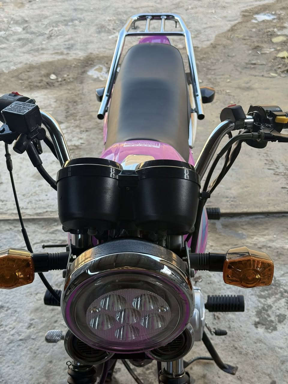 السلام عليكم دراجه دايون للبيع موديل 2022 اوراق الدراجه خير من الله سعرها 950 وبيها مجال مكان الحلة الهاشمية 
الارقام ***********
  ***********
