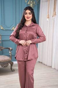 جملة • ملابس • توصيل