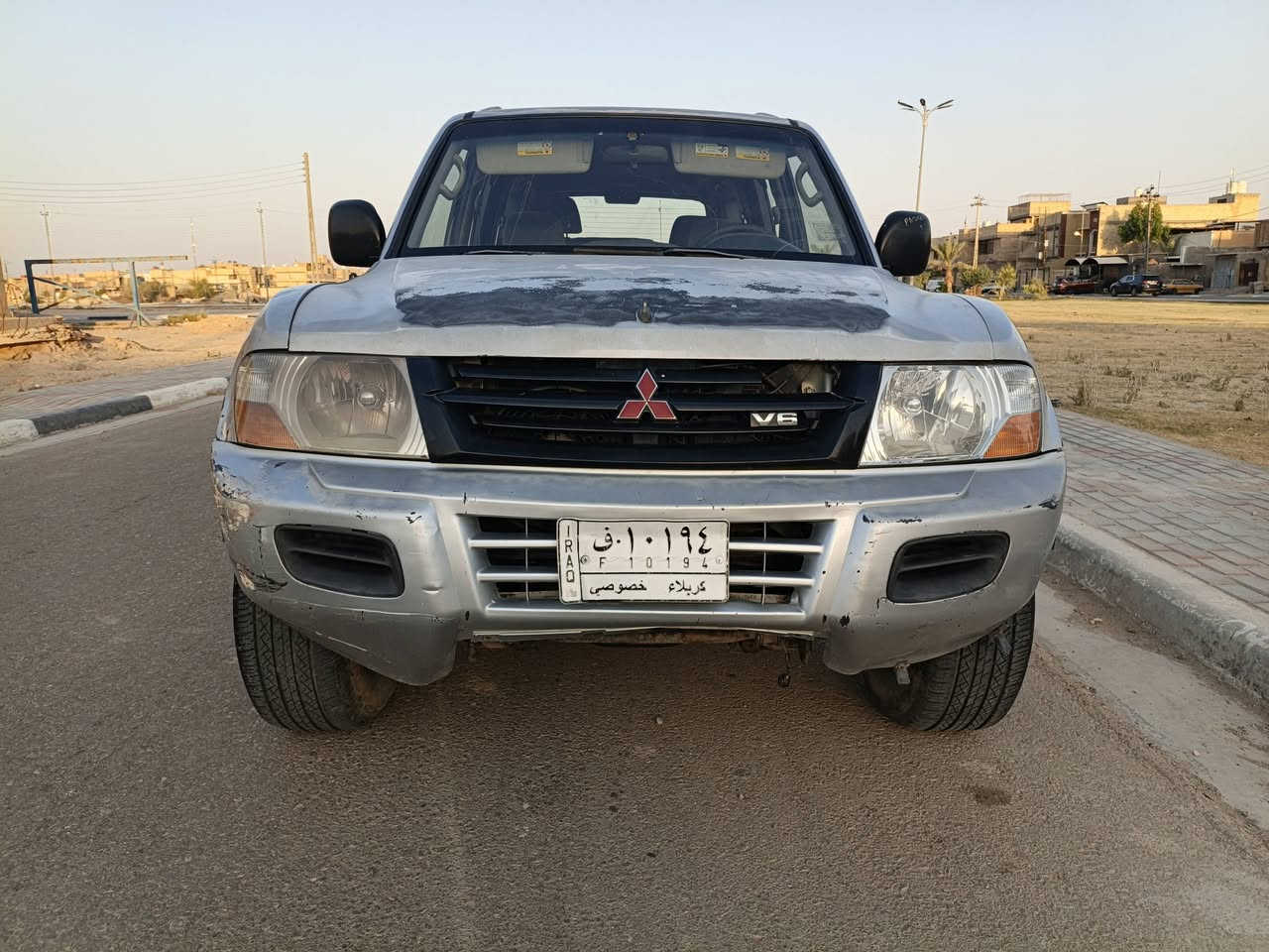 سلام عليكم باجيرو 2001 كير و مكينه بطه ففتي 6 سلندر رقمها كربلاء بسمي تخم تاير جديد تبريد ثلج و نضافتها شوف عينك سعرها 55 و بيها مجال حك الجيه مكاني كربلاء حي النصر 
***********
