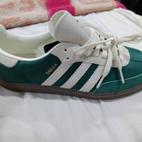 اديداس • بالباركود • مقاس ٤٢