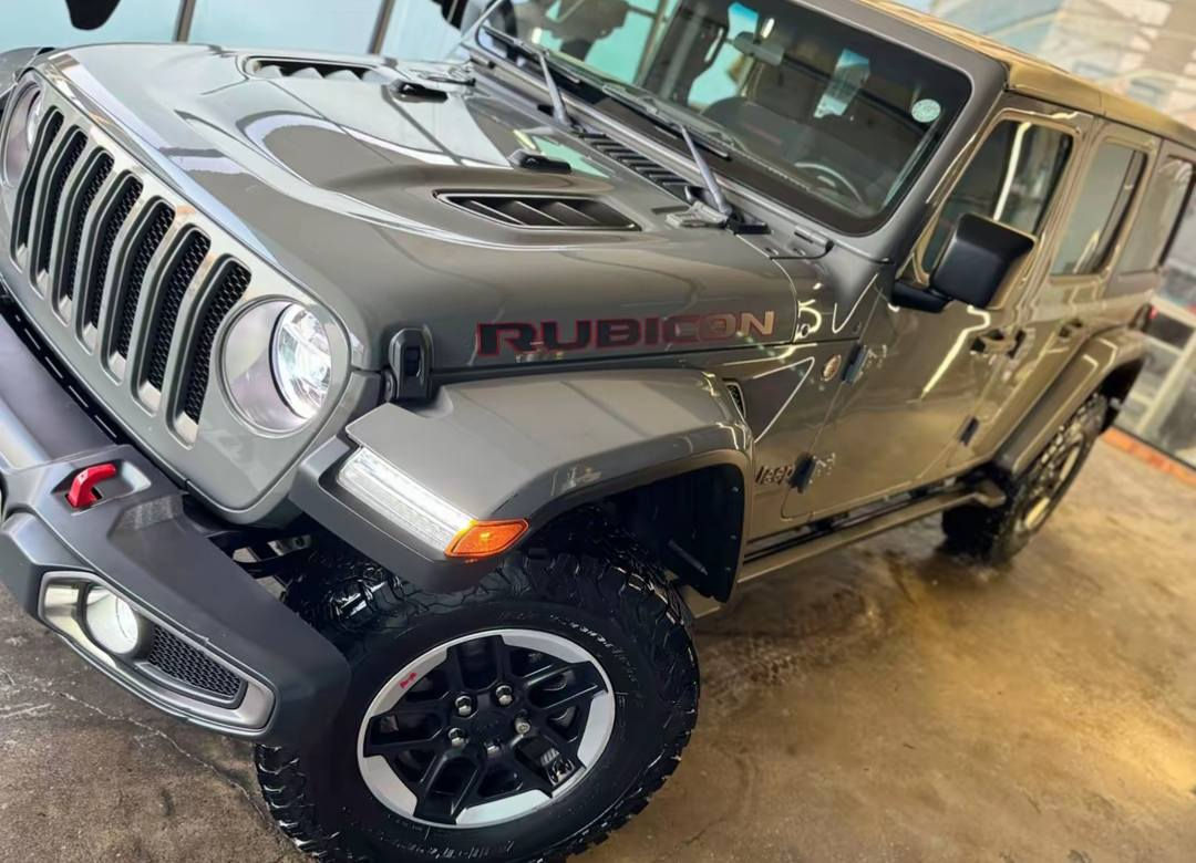 Jeep Rubicon 2021

47000 mil
Clen titel
***********

جيب روبيكون ٢٠٢١
٤٧٠٠٠مايل رويشتوه
كلين تايتل
سياره كه  هه مو شتي به شه رته 
ره قه مو سه نه وي هه موي نويه
سعريش ٣٥٠مه جال أربيل, العراق
